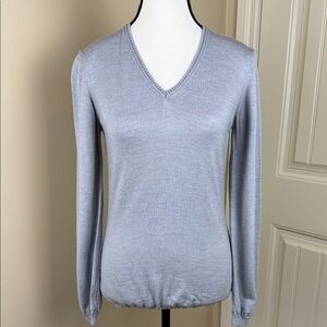 Kirkland Signature Sweater Classic Grey 100% Merino Wool V-Neck Women's Size M